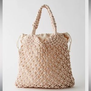 ARITZIA—Main Character, Kaleo Tote, COLOR IS DARK BROWN/TAN. Please see photos.